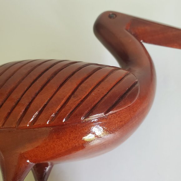 HAND CARVED Wood Heron Bird On A Tree Stump Detailed Sculpture Lakehouse Decor - Picture 11 of 11